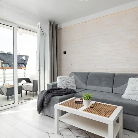 Polnocna By Renters Apartment *