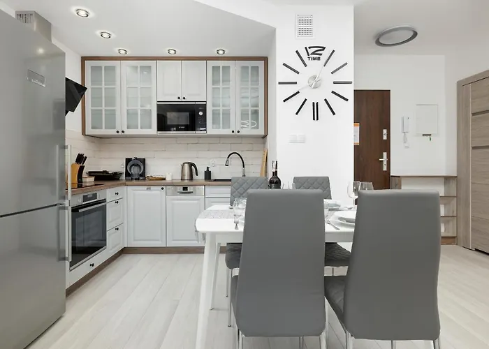 Polnocna By Renters Apartment