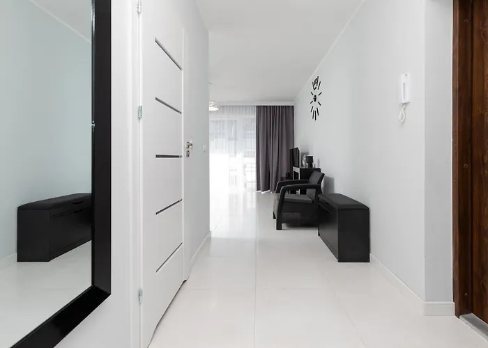 Polnocna By Renters Apartment *